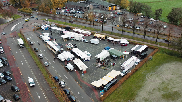 Weekmarkt Elburg luchtfoto 2025